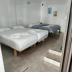 John's 3* Ksamil