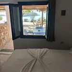 John's Ksamil