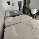 John's 3* Ksamil