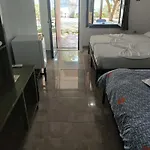John's 3* Ksamil
