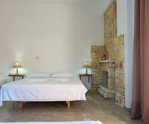 招待所 John's 卡萨米尔